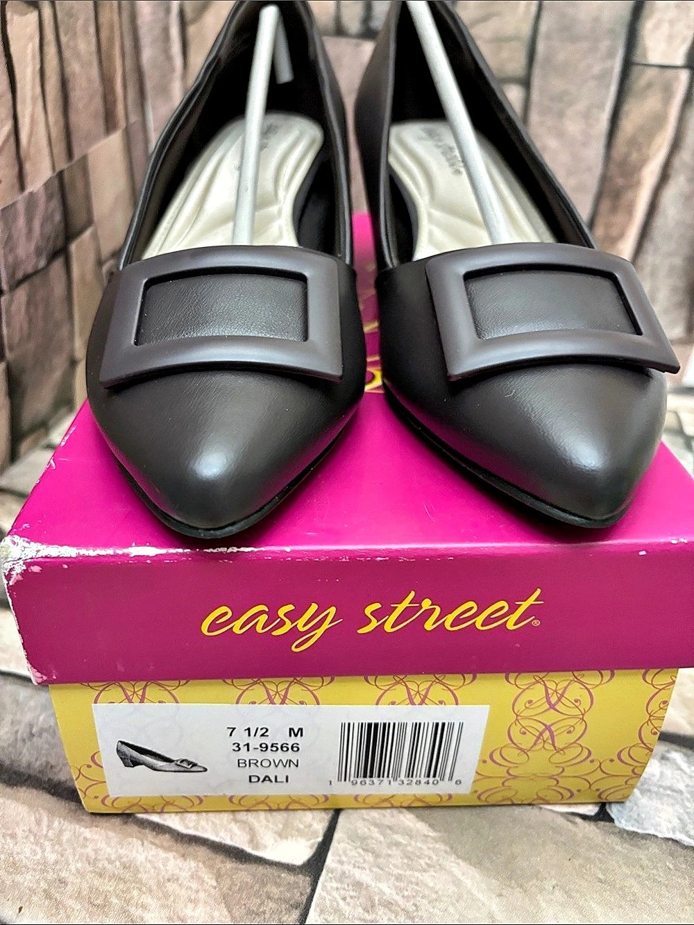Easy Street Dali Pump Brown Heels US 7.5 M